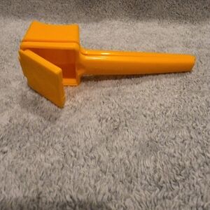 Tupperware Orange‎ Meat Tenderizer